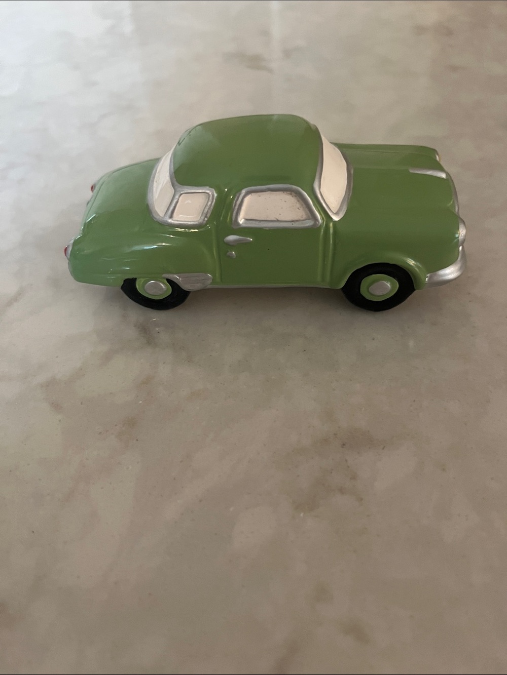 Snow Village Classic Car Department 56 used car lot replacement